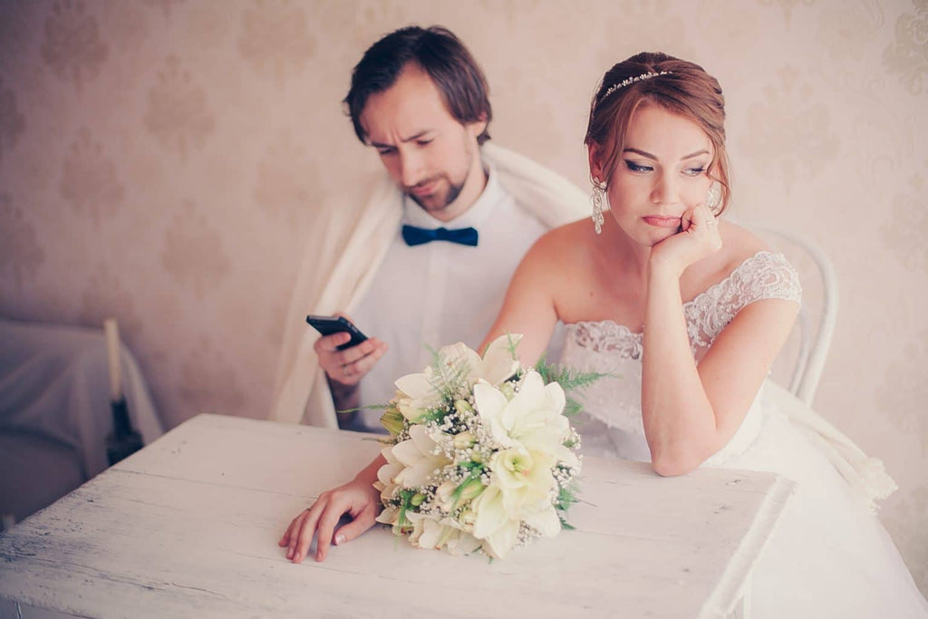 Common Mistakes Couple make When Planning the Wedding and the Tips to Avoid Them