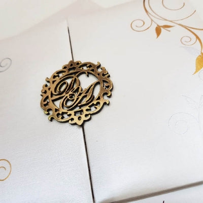Beautiful Gate Fold Boxed Wedding Invitation with Gold Motif: T6-010